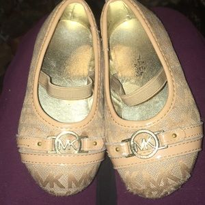 Michael kores dress shoes